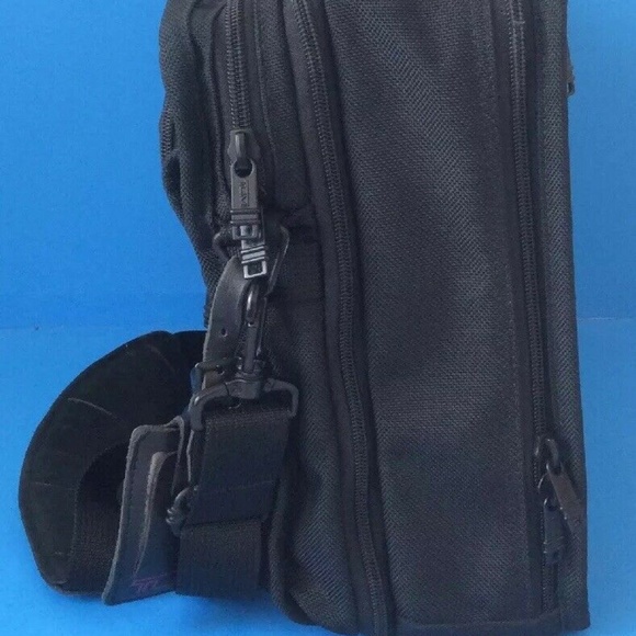 tumi ballistic luggage